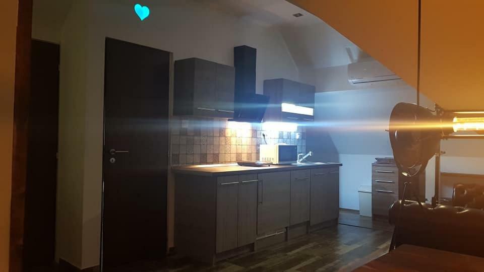 Sunrise Apartmanhaz Balatonfured Ngoại thất bức ảnh