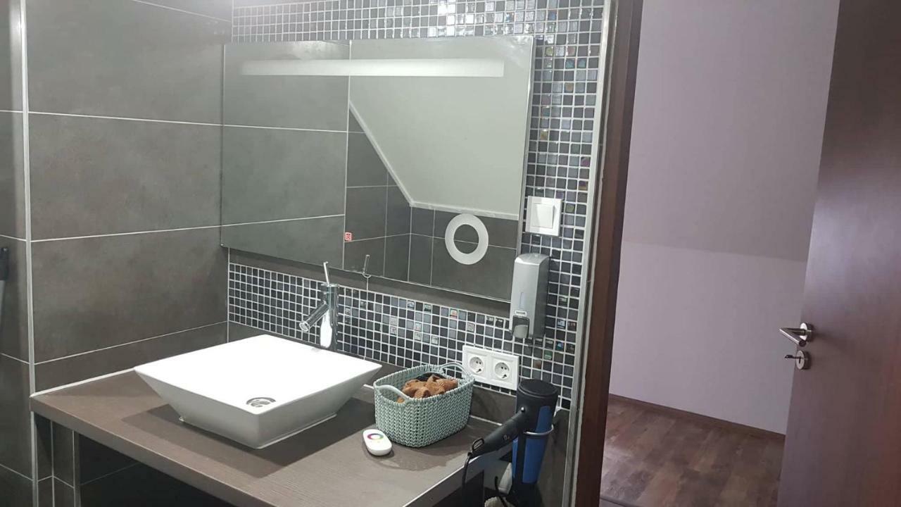 Sunrise Apartmanhaz Balatonfured Ngoại thất bức ảnh